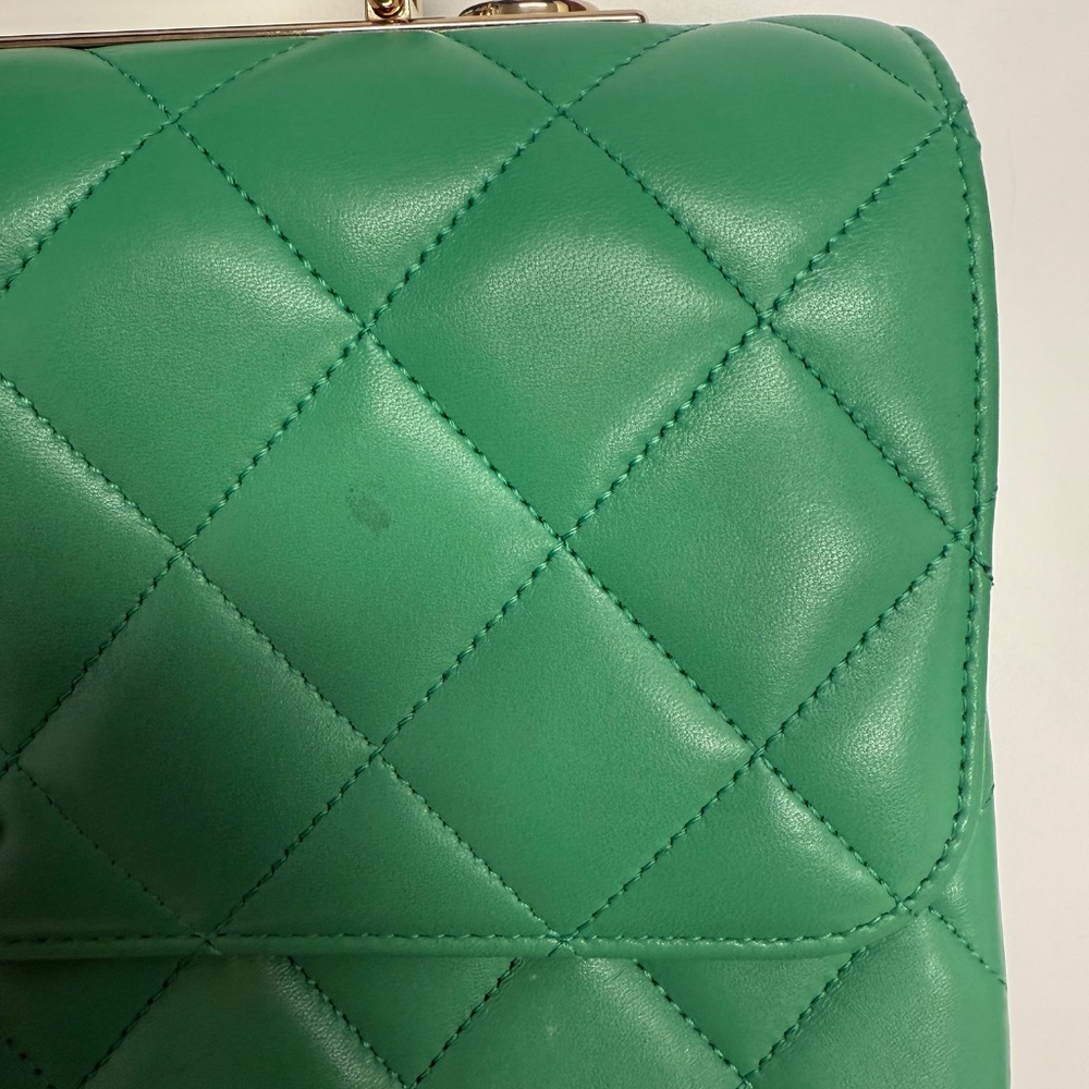 CHANEL CC Flap Handle Bag - Picture 2 of 11